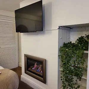 Seaside Flat With Fast Wifi Apartment